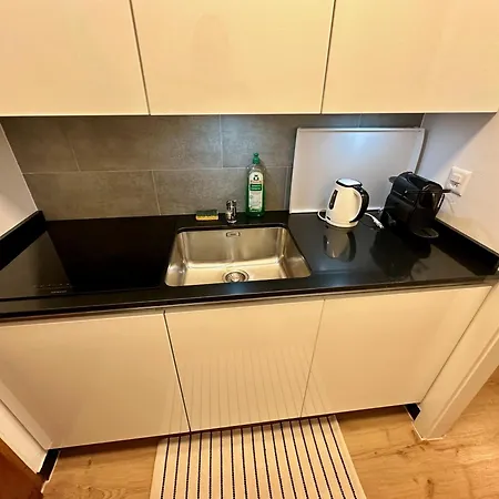 Apartamento Serenity, 4 Min Walk To Center!